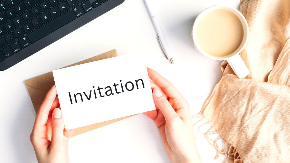 Is It OK To Hand Deliver Wedding Invitations?