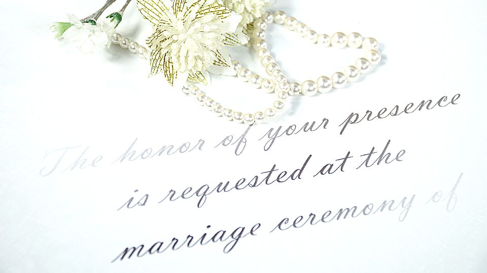What Size Font Should Wedding Invitations Be?